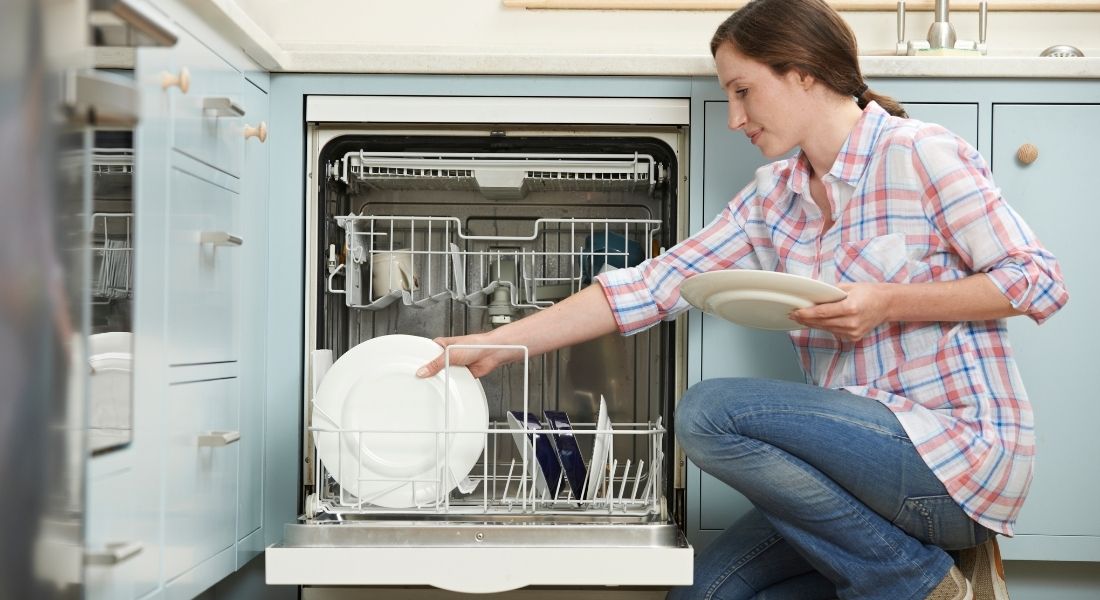 Top 4 Quietest Countertop Dishwashers for Under 500 Dollars